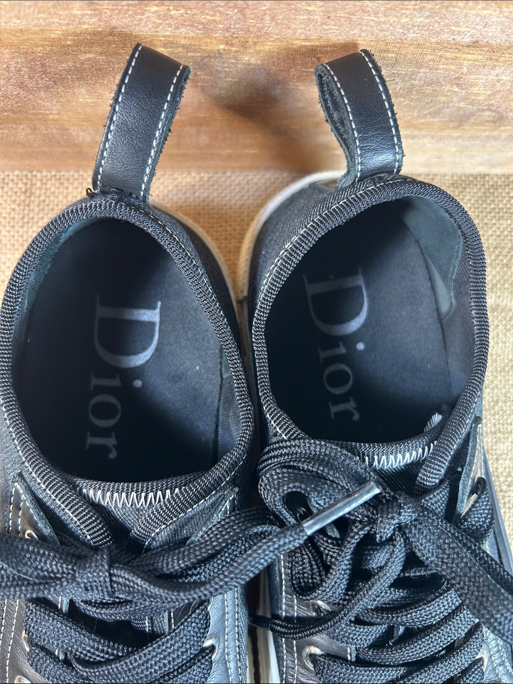 Dior B23 Black Low-Top Canvas Sneakers with White Sole - Picture 8 of 16